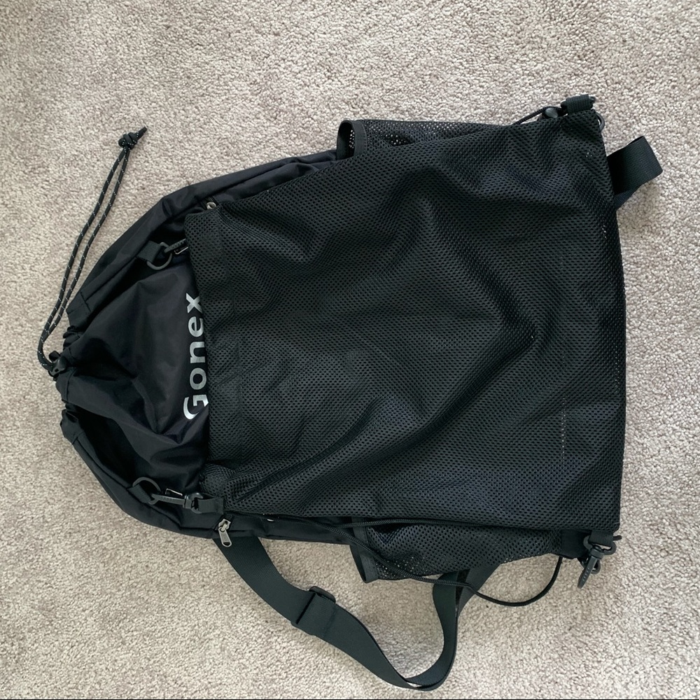 NWOT, sports backpack w/ detachable ball bag